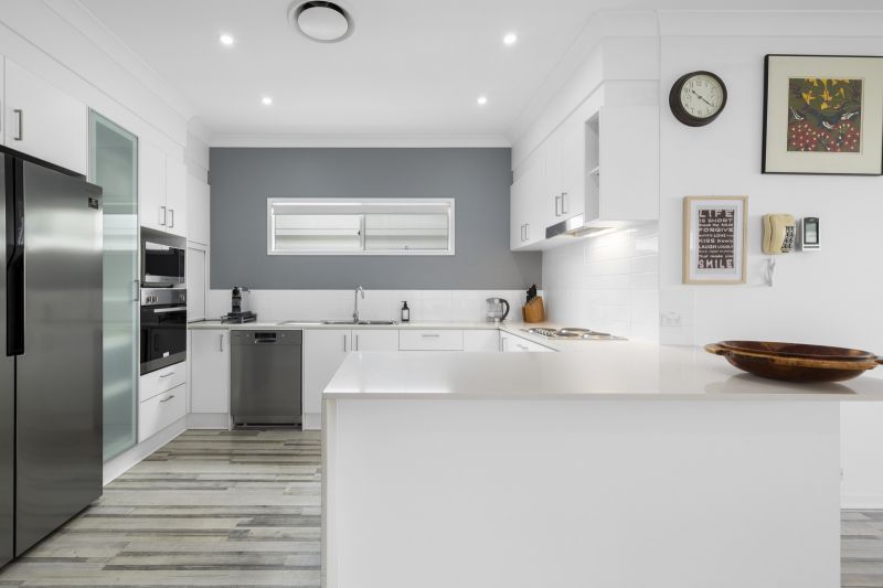 Vibrant, Contemporary Living!