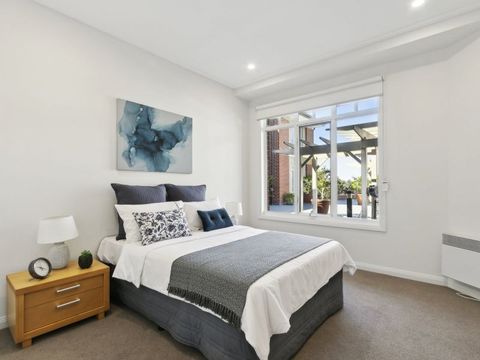 Newly Refurbished Haven with Bright Open Living