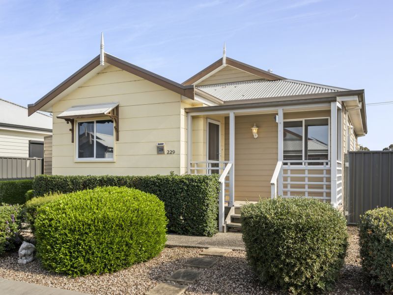 Neat and Tidy! Cosy Two Bedroom Home