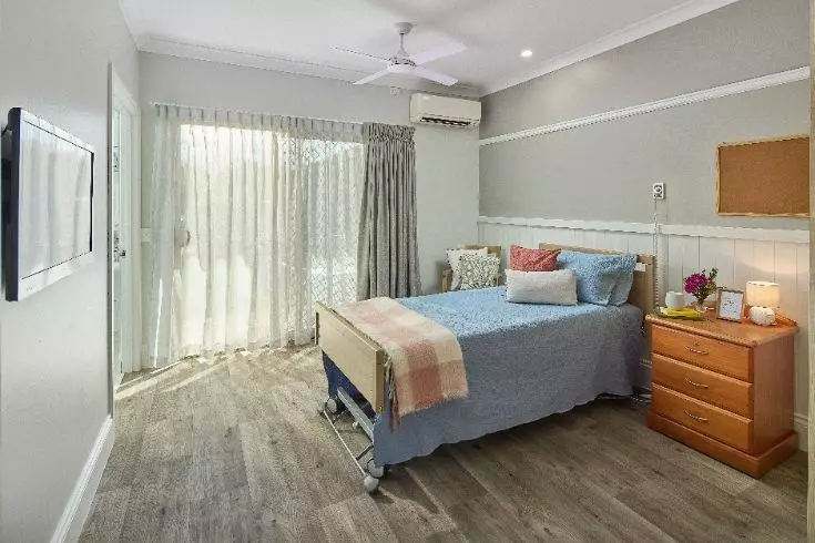 Clive Burdeu Aged Care Service - Churches of Christ 