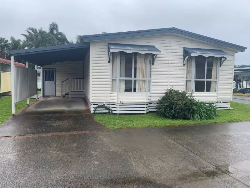 Welcoming Over 55's Community Coastal Living