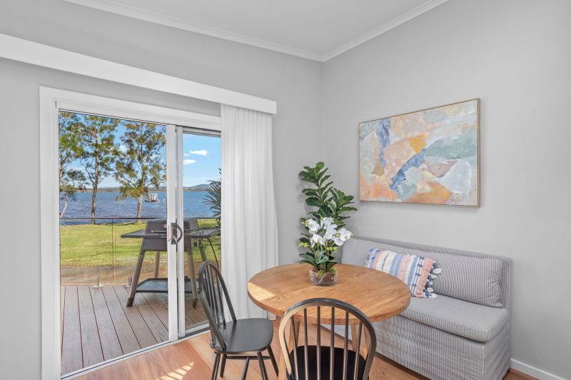 Lakeside Forster Village: The Reflections