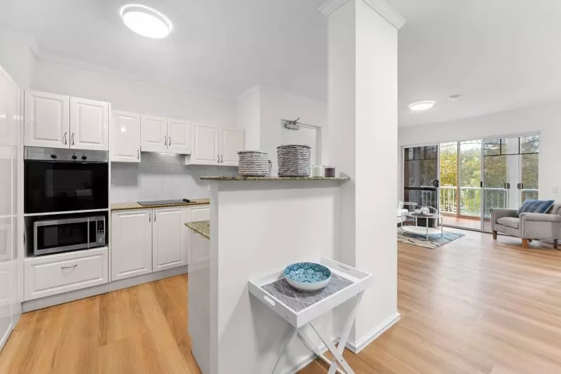 Three Bedroom Retirement Home, Don't Miss Out.....