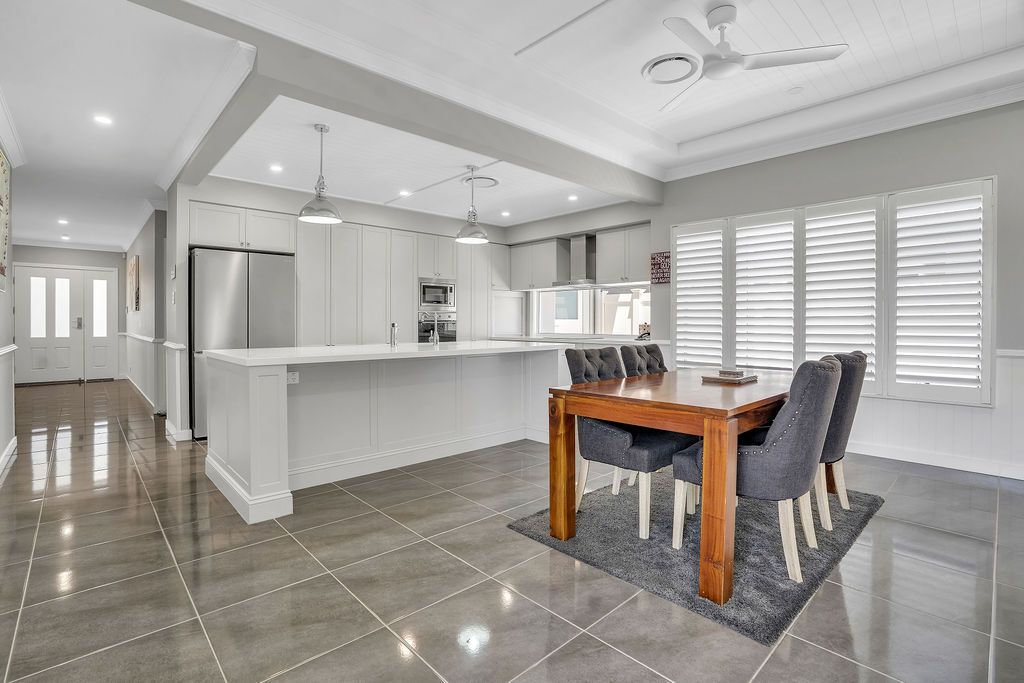 Palm Lake Resort Beachmere Bay