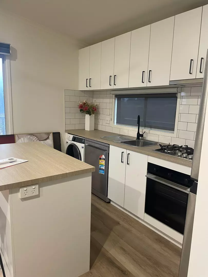 Portland Tourist Park - New Homes - The Lorikeet