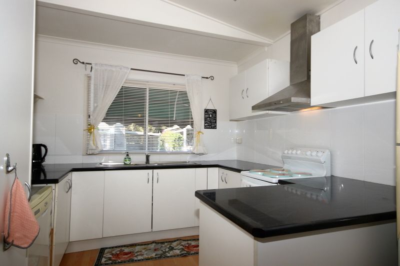 Tasman Holiday Park - North Star - Over 50's Residential Park