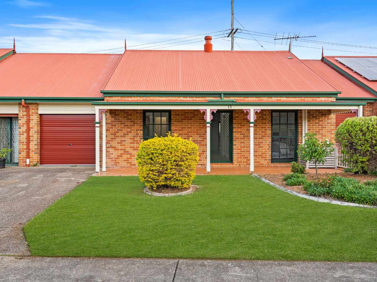 Discover retirement living with a little extra support at Cleveland Gardens 