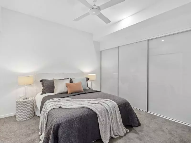 Ground-floor two-bedroom apartment