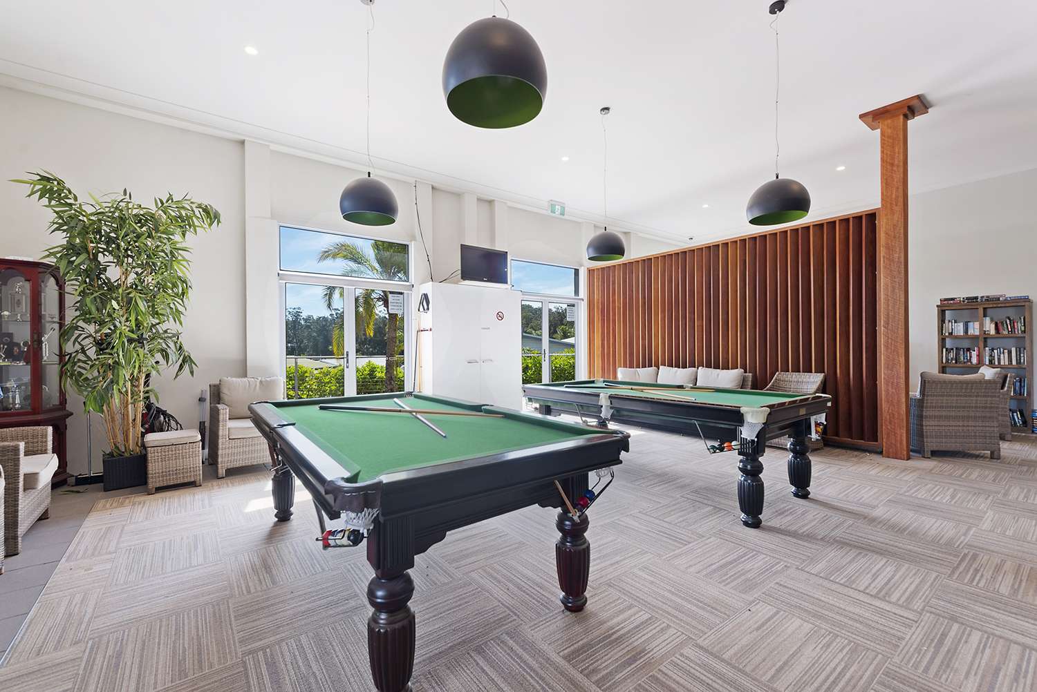 DEPOSIT TAKEN / UNDER CONTRACT - Fabulous garden allotment - Bushland setting - 2 Bedrooms