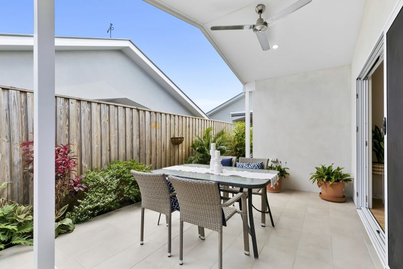 Effortless Living- Modern Charm and Tranquility