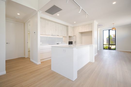 card-image-child