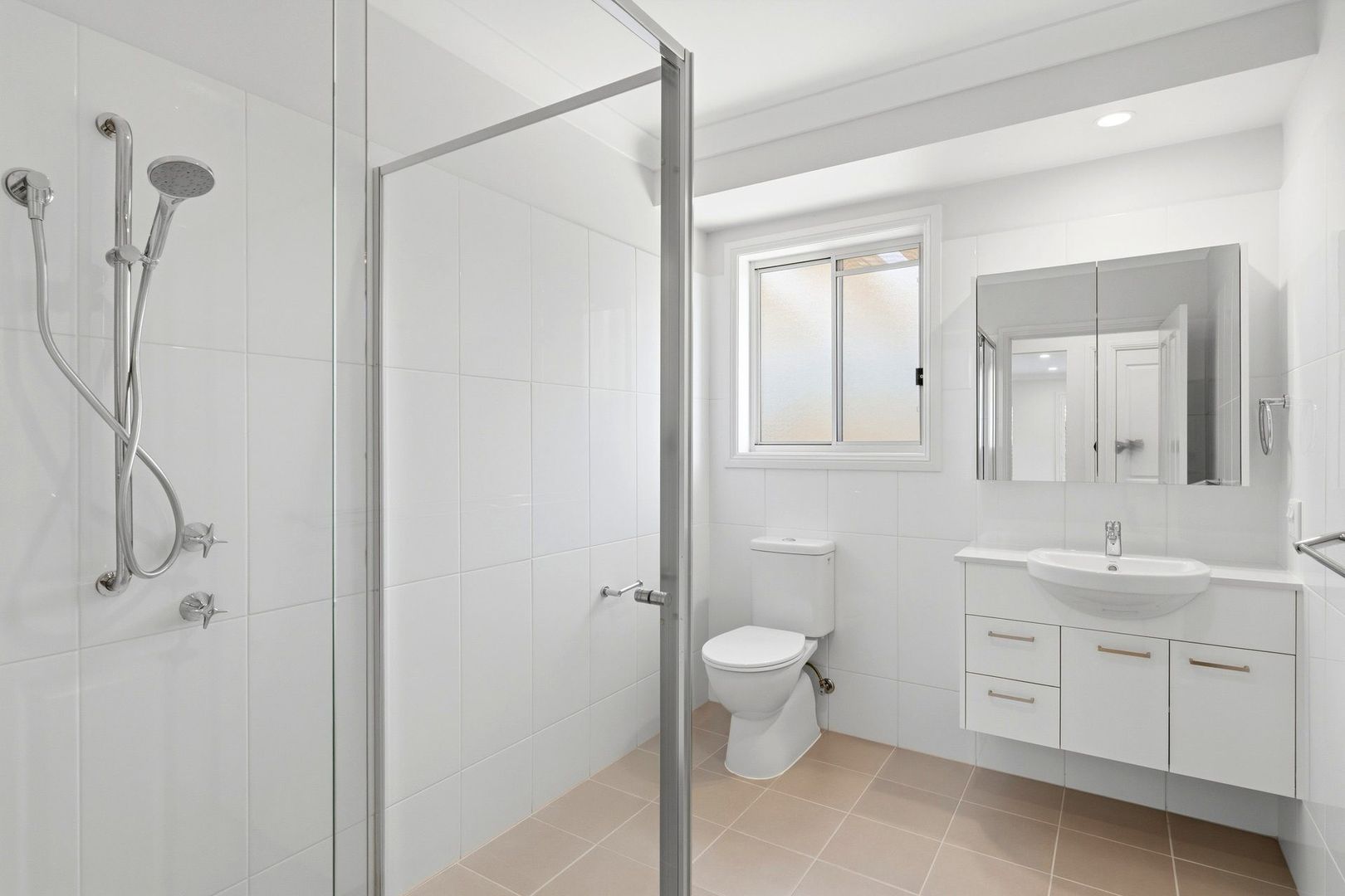 Retire in style in an established and welcoming village!