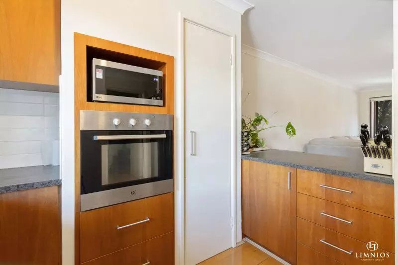 Tranquil Vistas! (Enter From 73 Herdsman Pde)