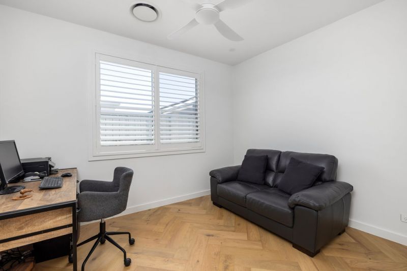 Enjoy Modern Elegance and Prime Corner Vantage