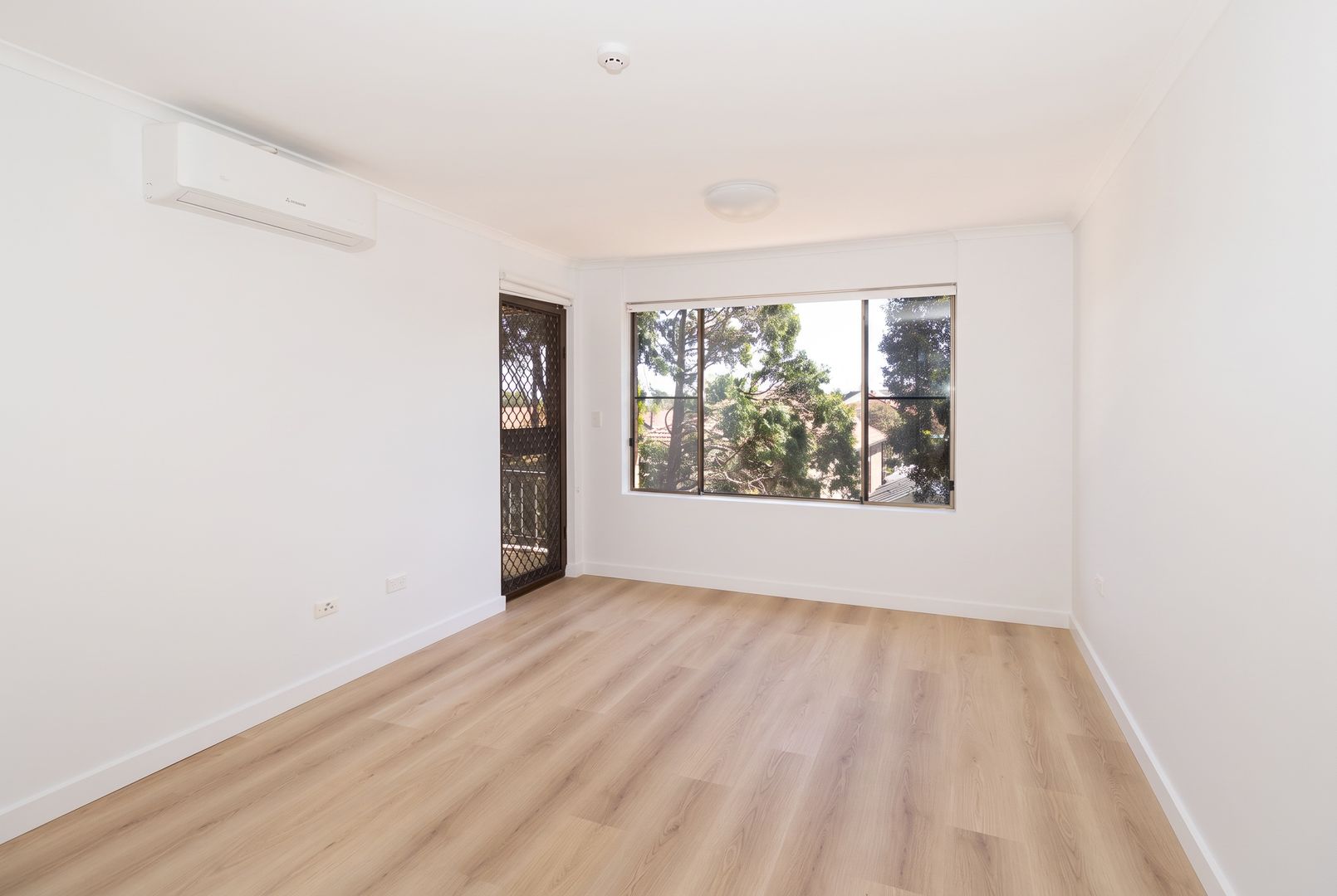 Available Now - Renovated 1 bedroom apartments