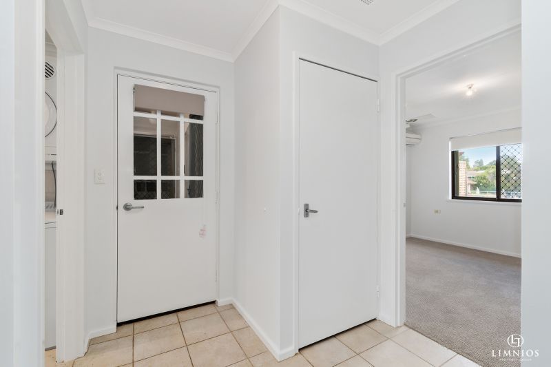 UNDER OFFER - Grandstand views of the Bowling Green