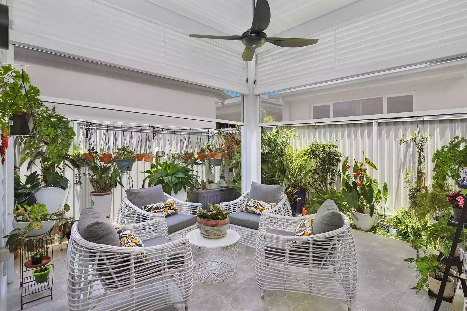 The Good Life is Waiting for YOU! - V90 GemLife 