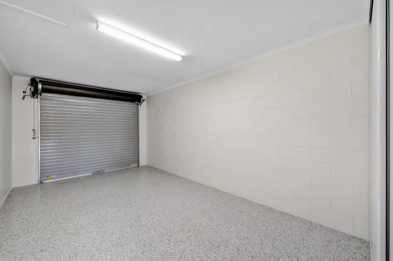 Soothing ocean sounds and coastal breeze!