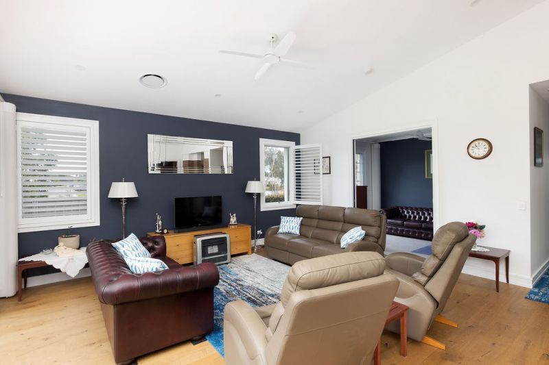 Scenic Lake Outlook - Luxury Living at its Finest!