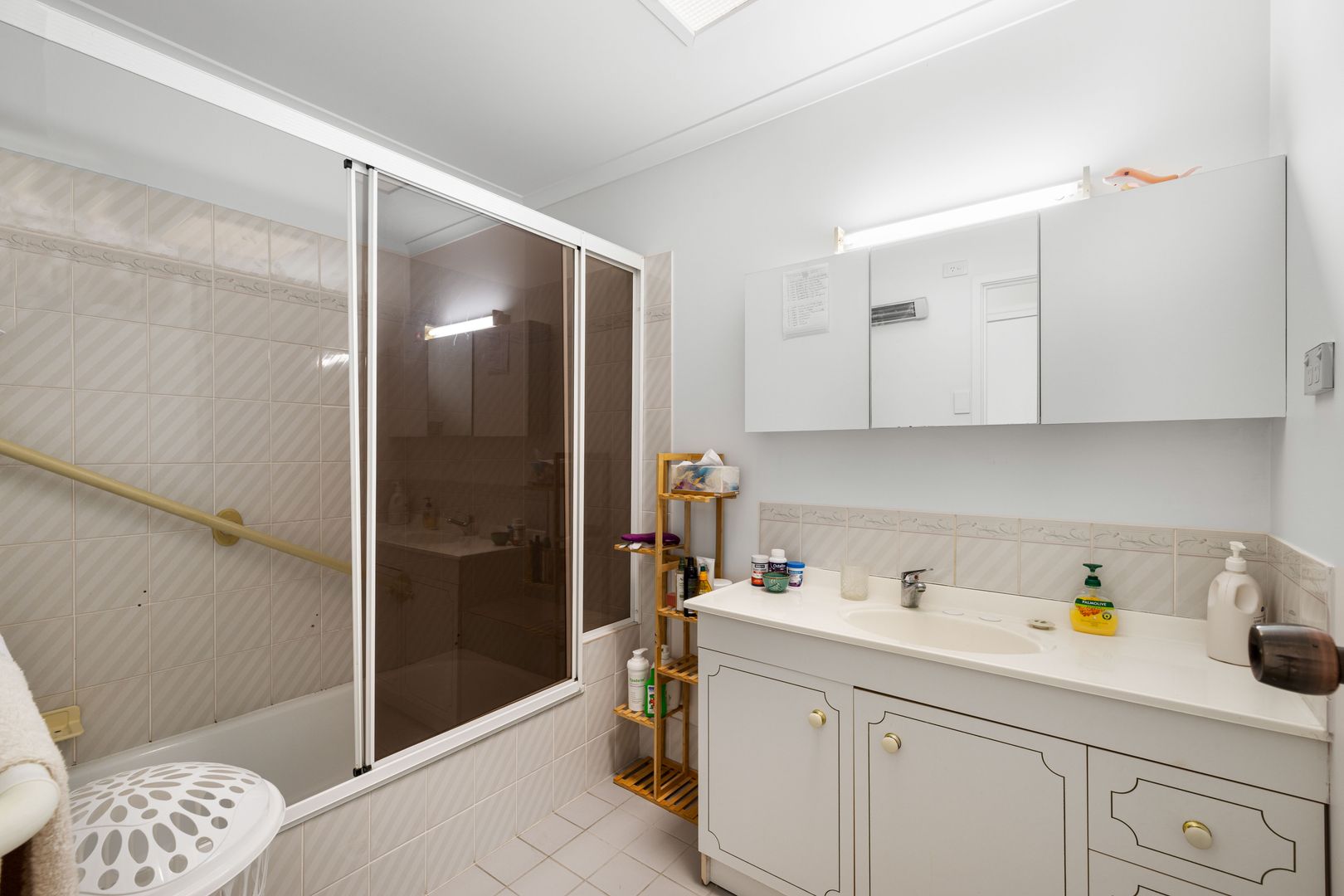 Tidy and Well-Presented Home in Cedar Court