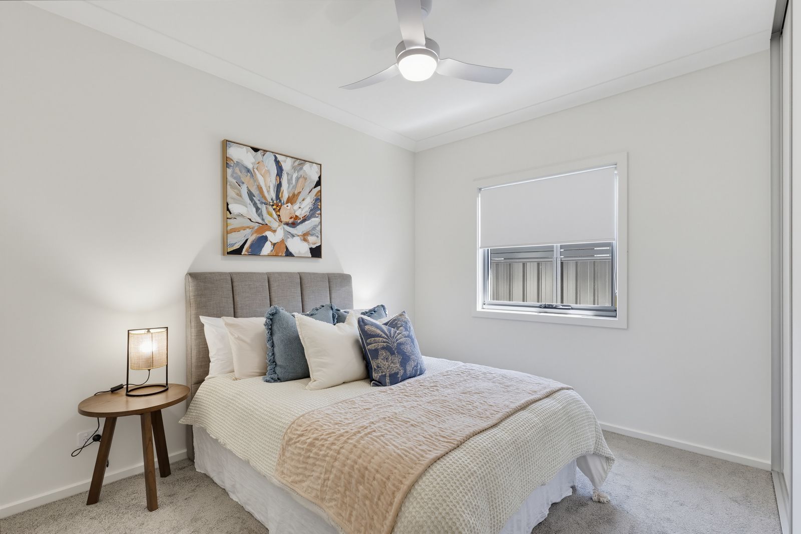 North-facing 3-bed home - available now furnished or unfurnished
