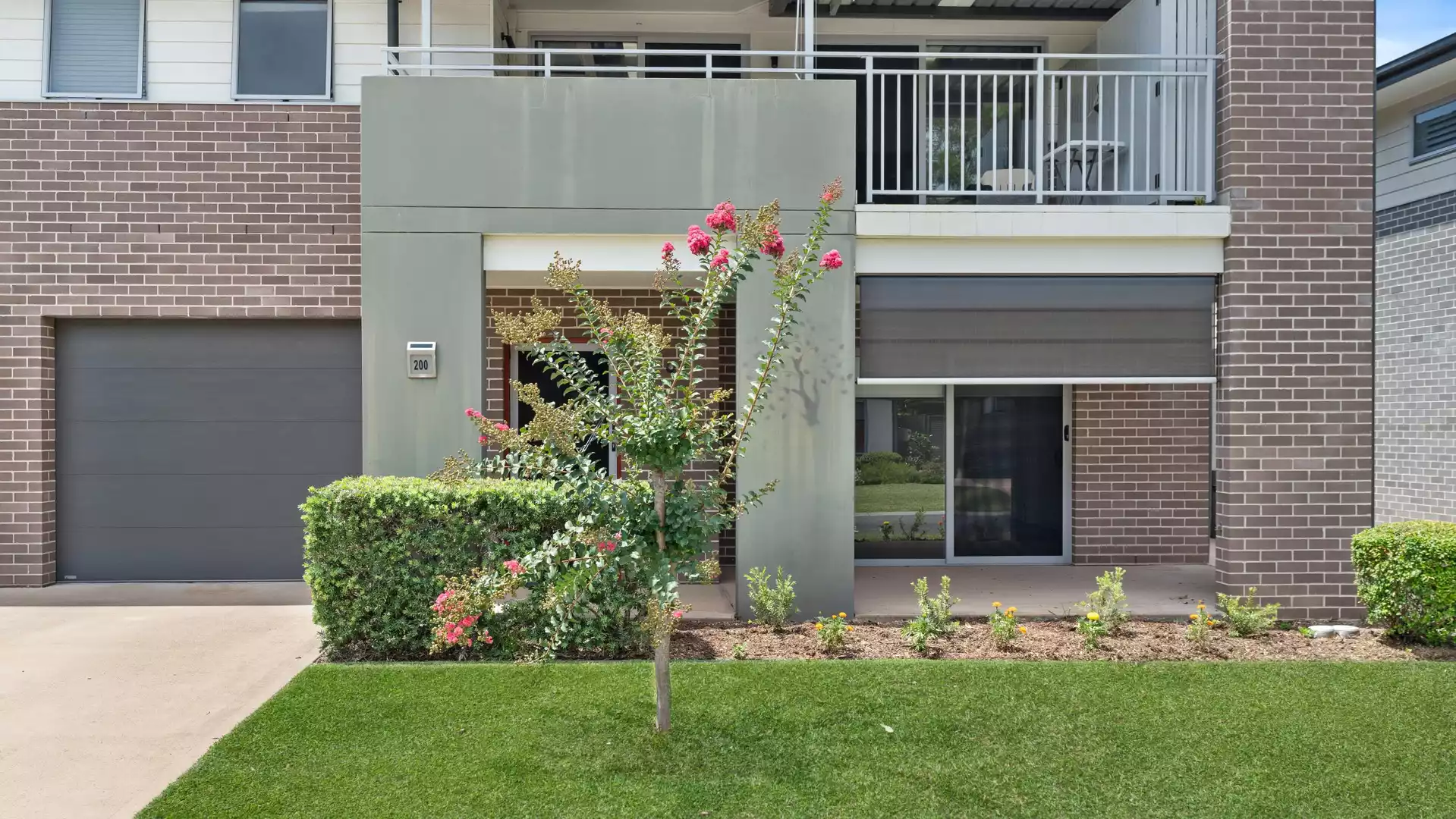 196/100 Gilchrist Dr, Campbelltown NSW 2560