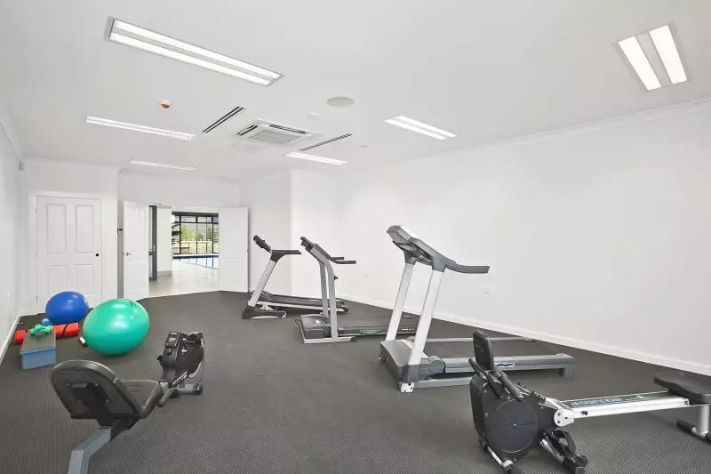 Centrally located villa with easy walk to all village facilities