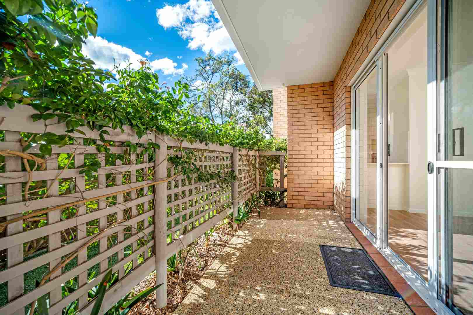 Refurbished and Spacious 2 Bedroom Home