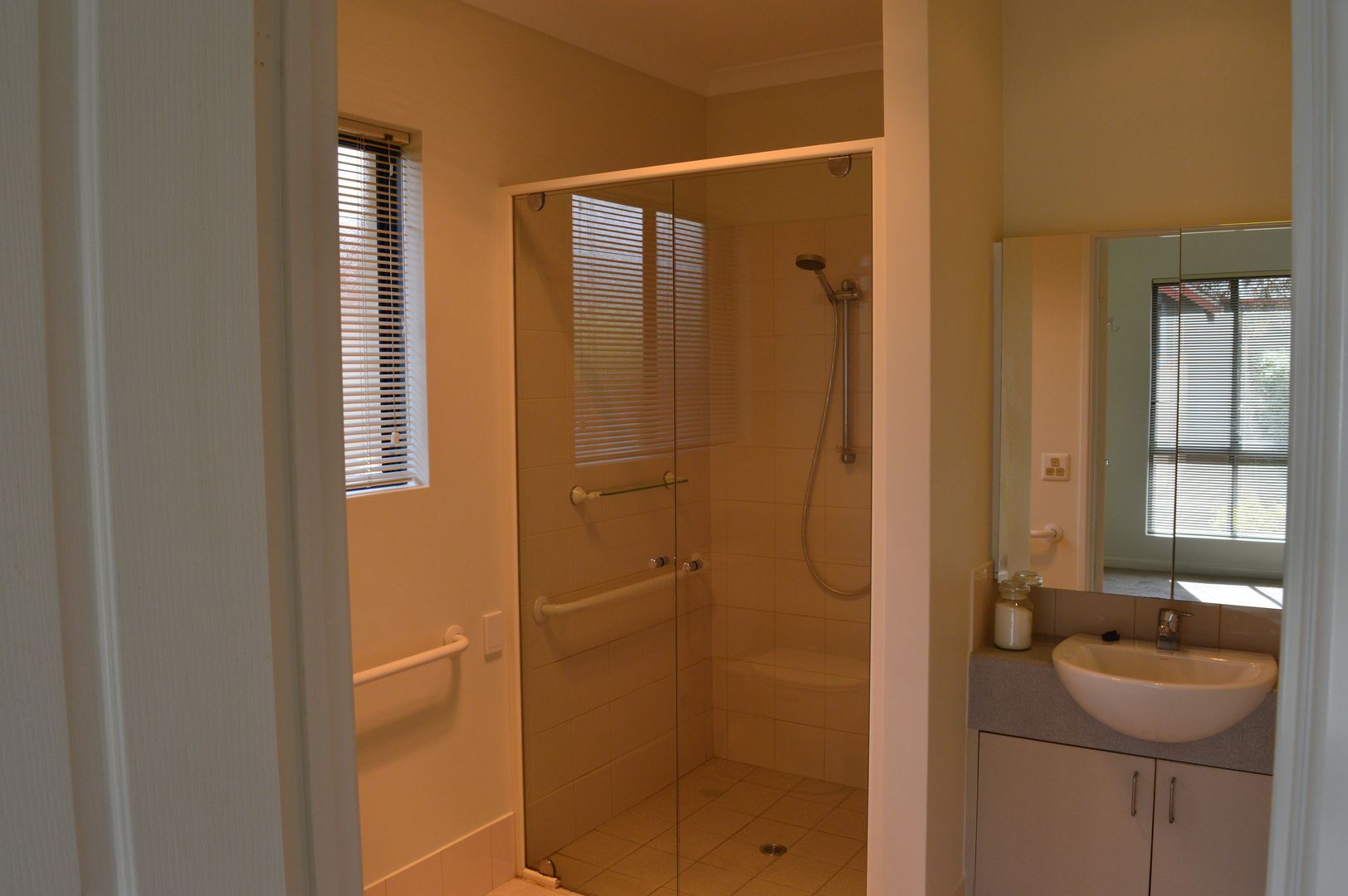 Exceptional 3 bedroom Independent Living Unit - Unit 33 Capecare Ray Village