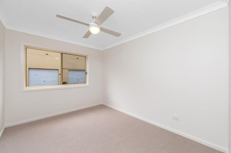 Stylish, Upgraded Waterfront Villa with Spacious Outdoor Entertaining Area