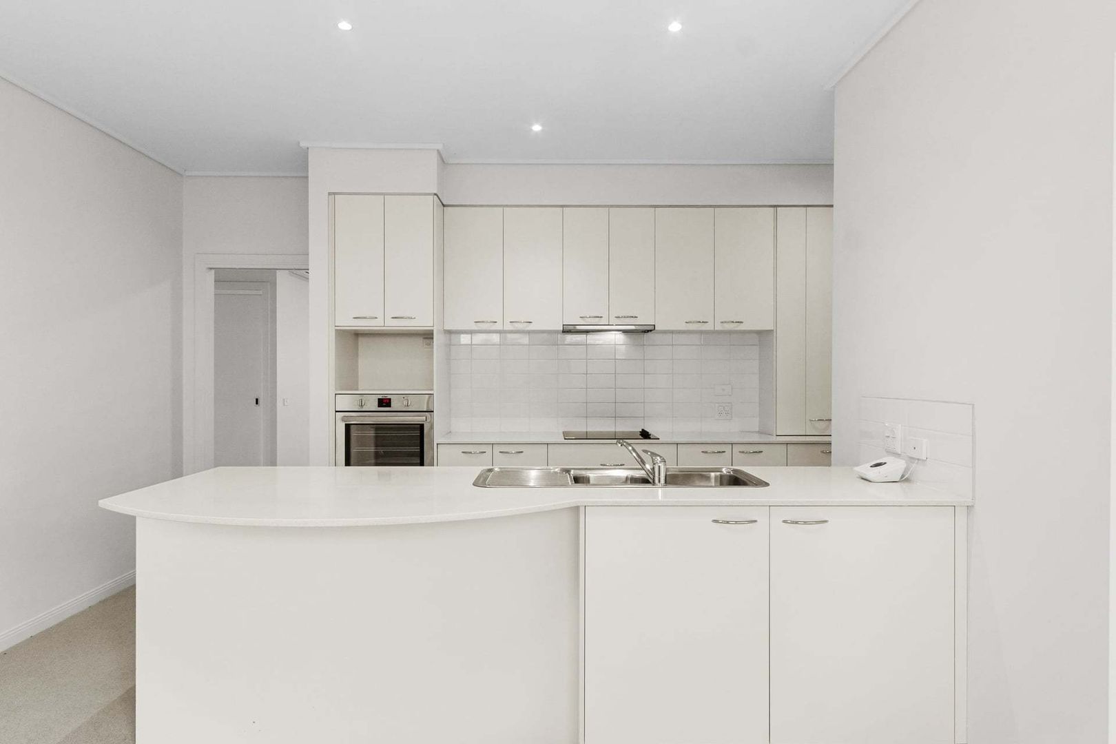 Looking for the space of a house, with a garden to match?