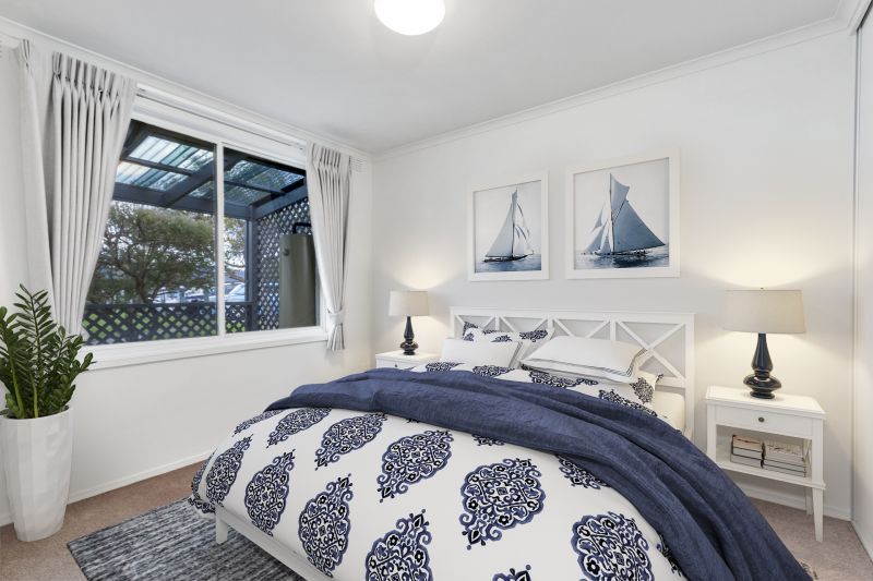 2 bed home with covered outdoor entertaining area