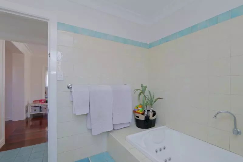 Cool Character on Cooper!