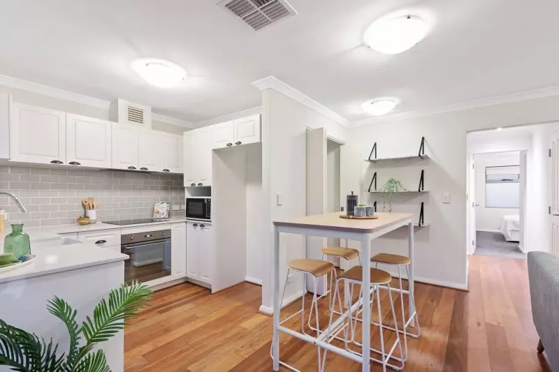 Fantastic Inner City Contemporary Lifestyle!