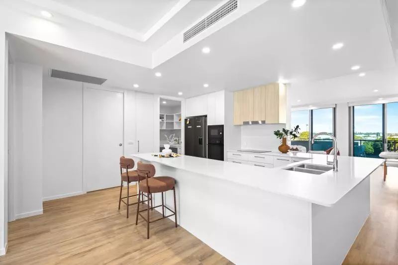 107 - The Emerald Penthouse