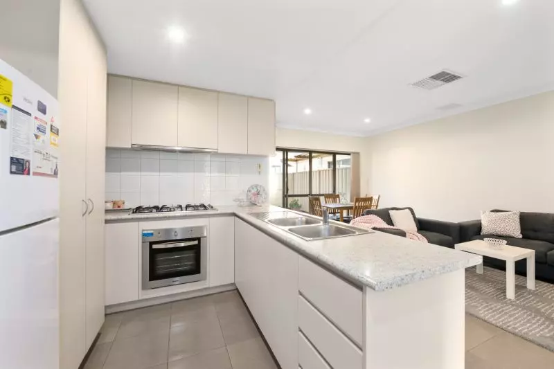 Spacious, Easy Maintenance Family Home!