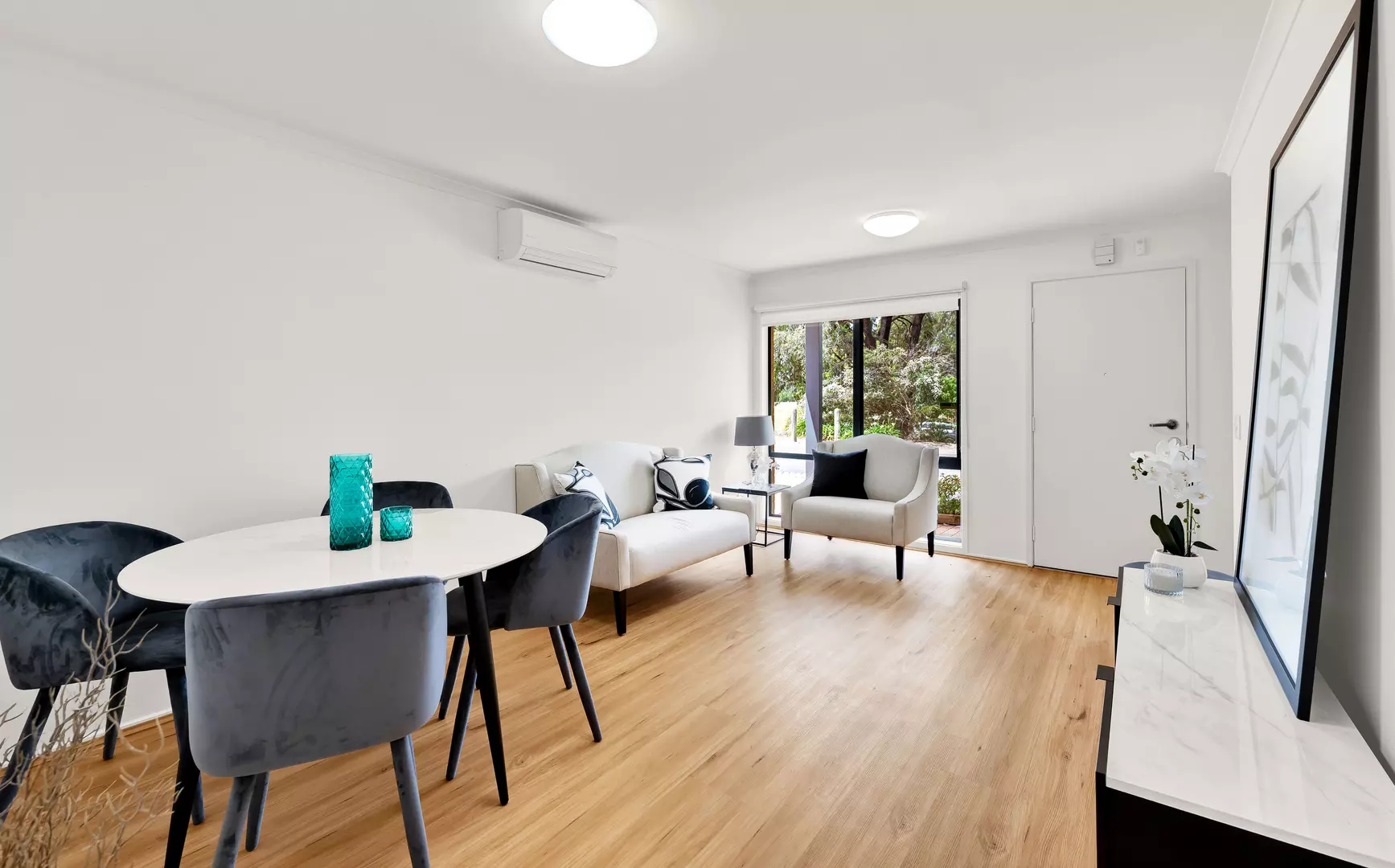 Beautifully presented two-bedroom unit - Unit 51!