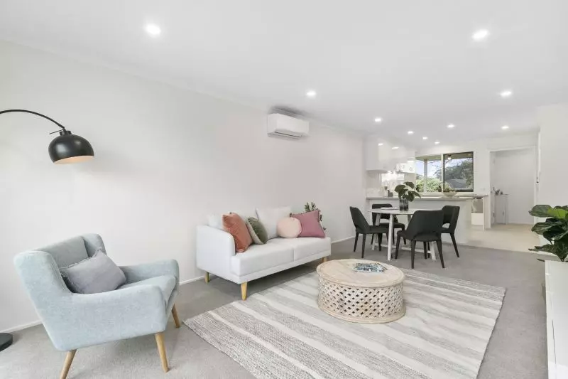 Newly refurbished 2-bed villa close to the community centre