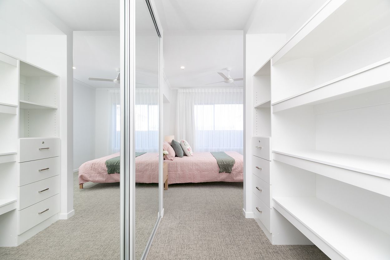 Luxurious & spacious one-bedroom apartment in the heart of Mango Hill