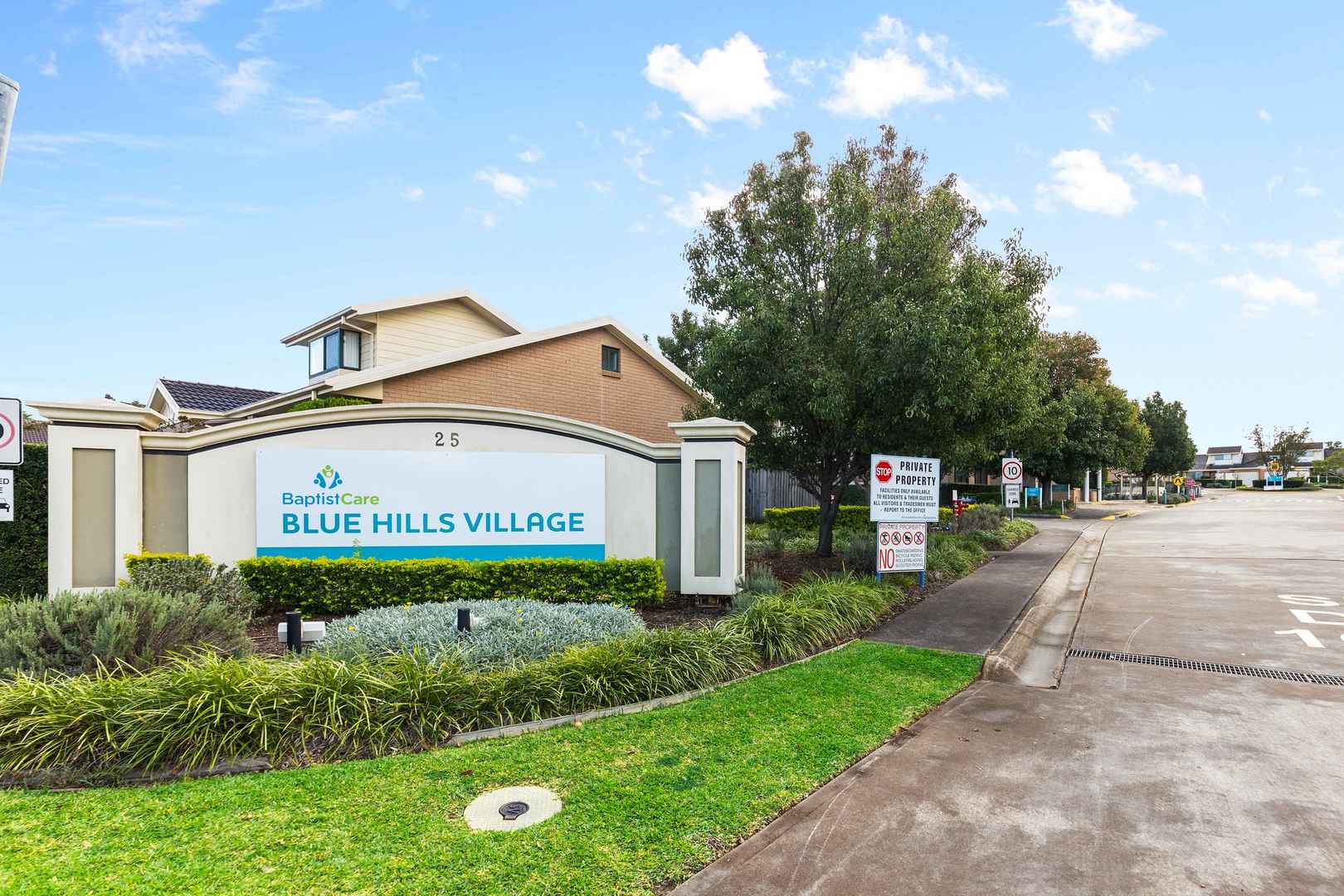 Beautifully Refurbished 1-Bedroom Villa!