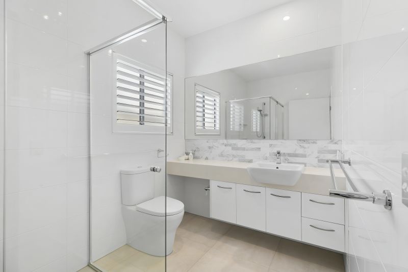 Site 230 - Established Peregrine