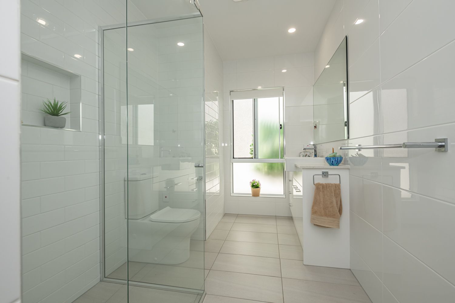 Contemporary Elegance Meets Timeless Design 