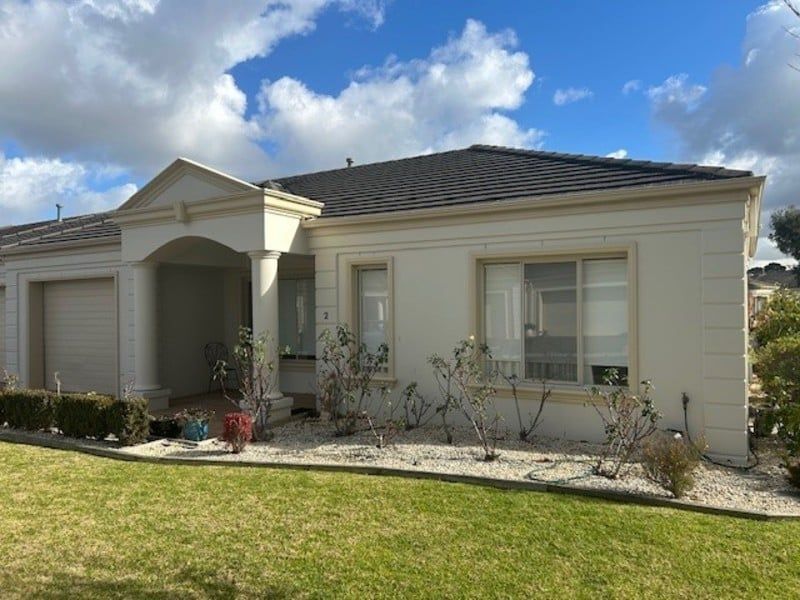 Freshly updated villa with light-filled open plan living