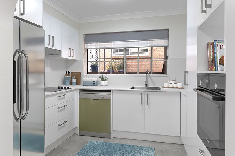 Newly renovated and superbly positioned unit with sunny front terrace and large courtyard.