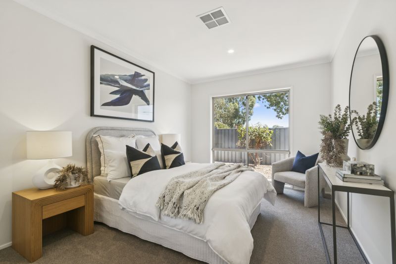 Stylish upgraded 2-bedroom villa