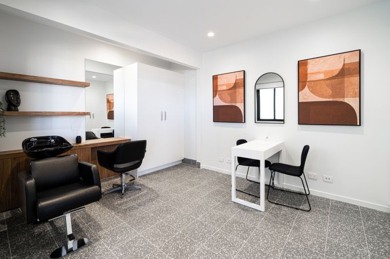 Great Corner Block Location!