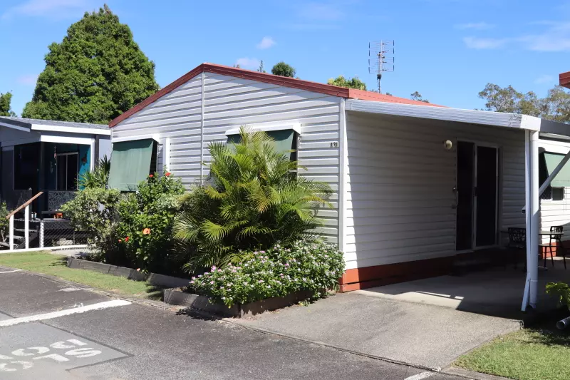 Pyramid Holiday Park - Over 50's Residential Park