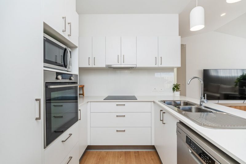 Spacious Beauty, Private Corner Location