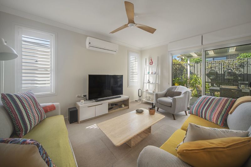 Charming, Stylish Villa with Lush Outdoor Retreat and Modern Interiors