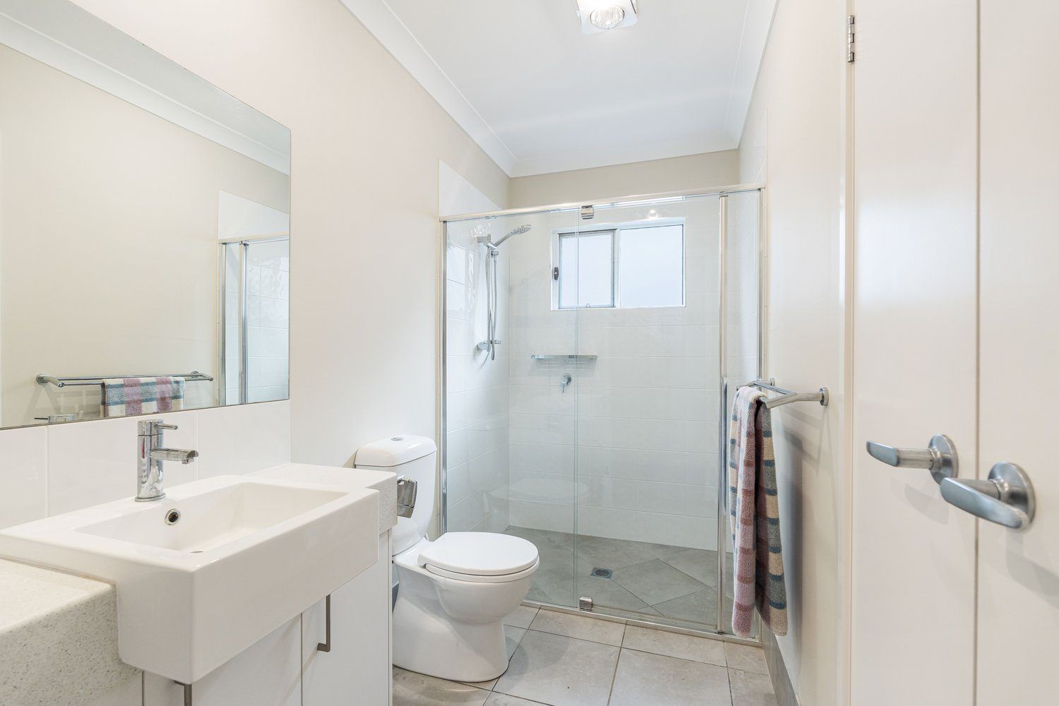 Stylish Living, Flexible Space